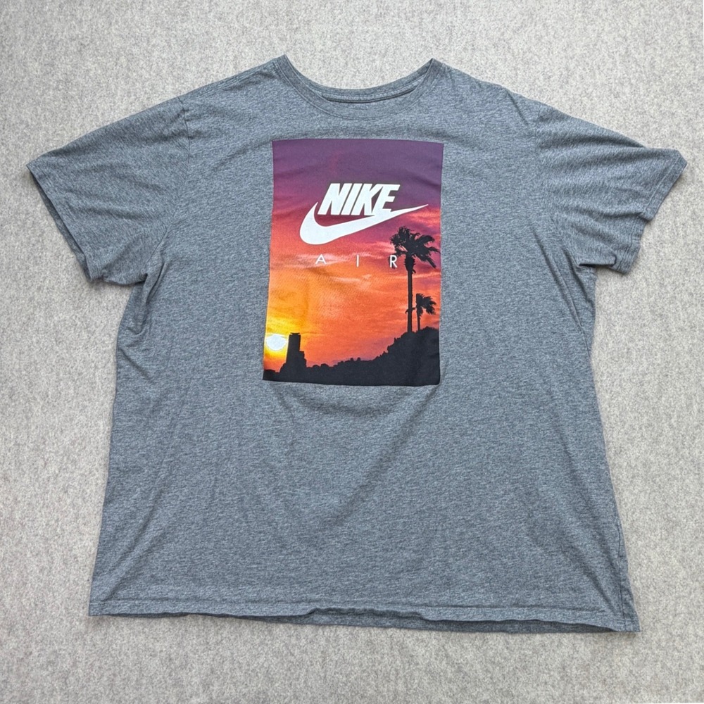 Nike T-Shirt Mens XXL Gray Sunset Graphic Athleisure Streetwear Gorpcore Sporty